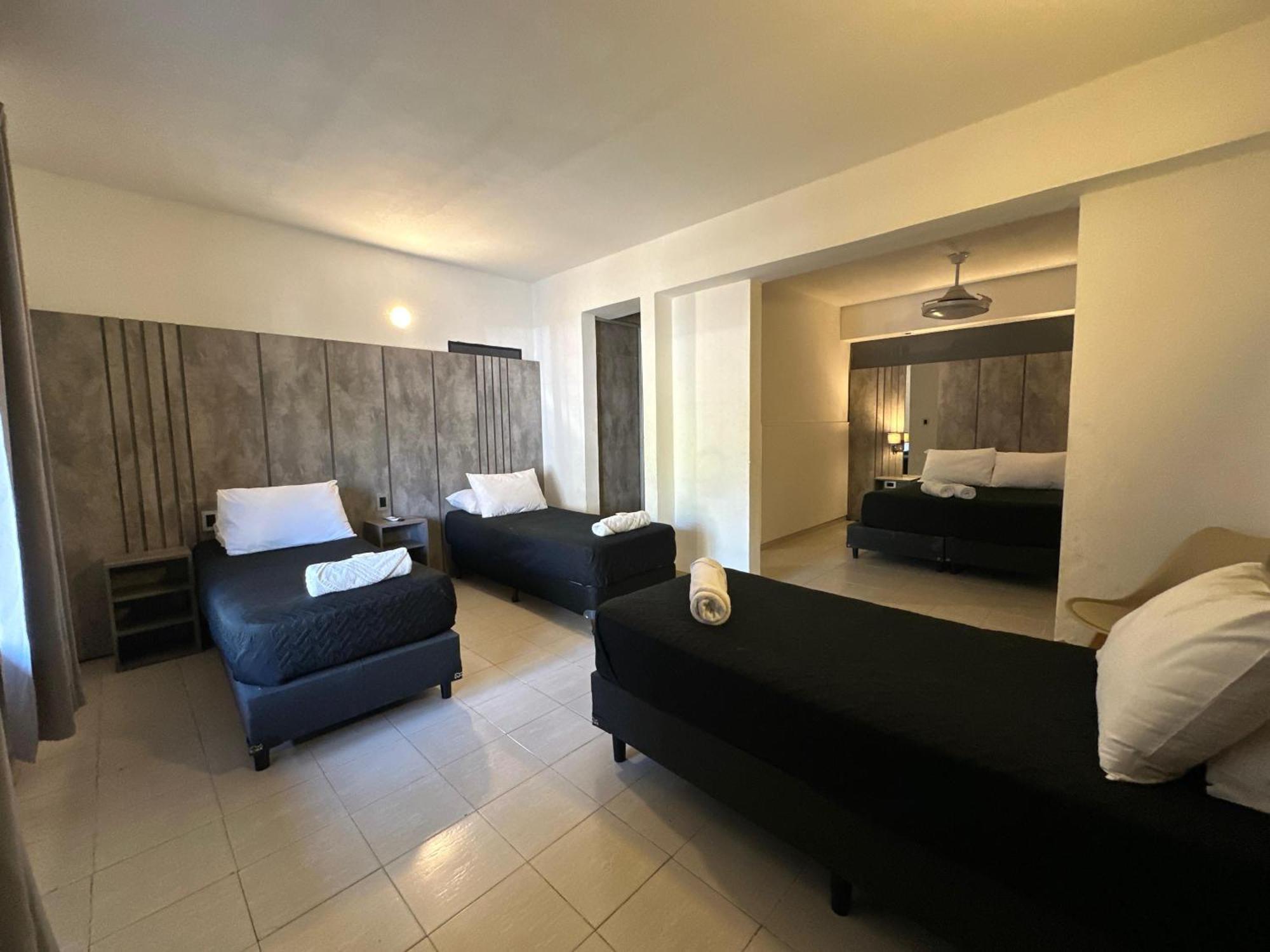 Hotel Posada Del Angel Villa Carlos Paz Dış mekan fotoğraf